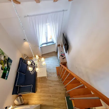 Old Galileo Terrace * Piran