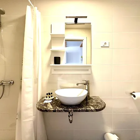 Lägenhet Old Galileo Terrace Piran